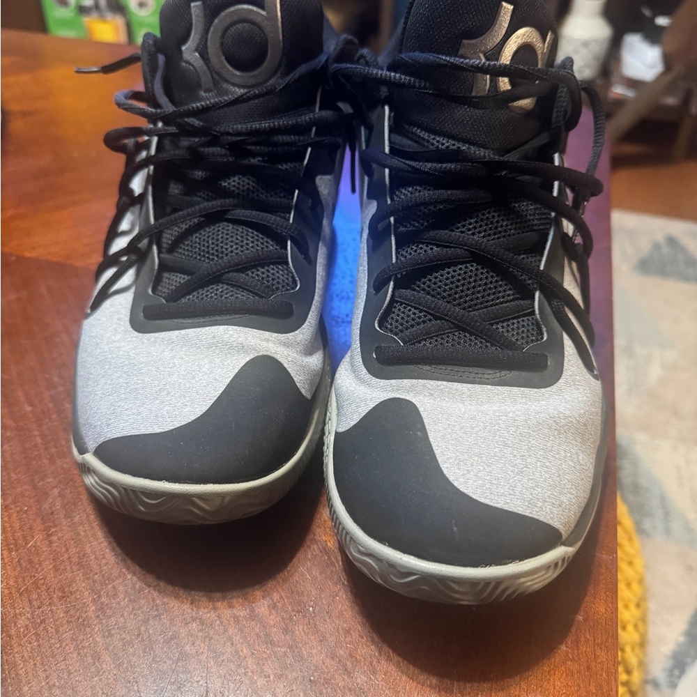 Kevin Durant Trey 5 Black WolfGrey Athletic Shoes